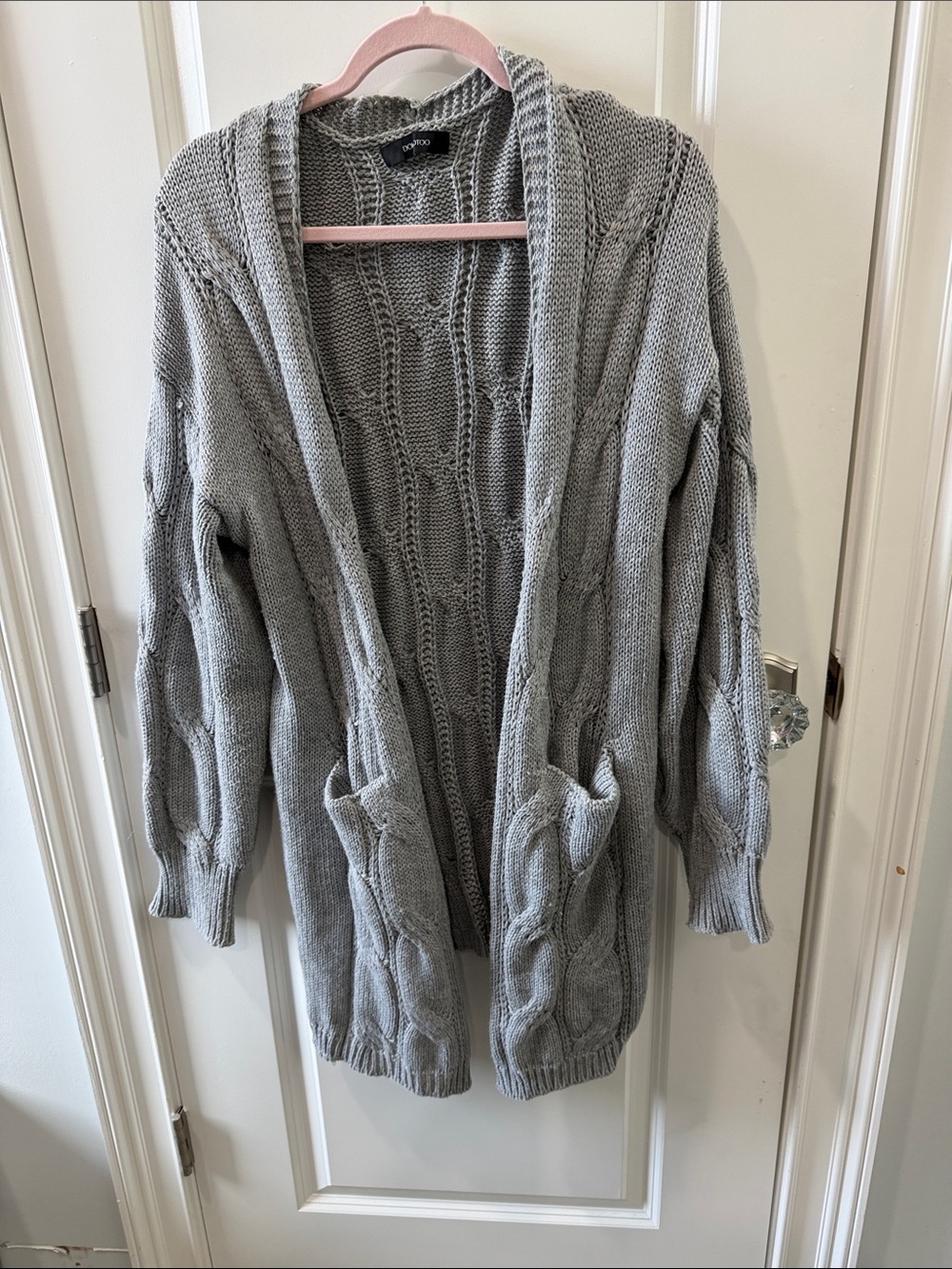 Open-Front Cable Knit Cardigan in Light Gray